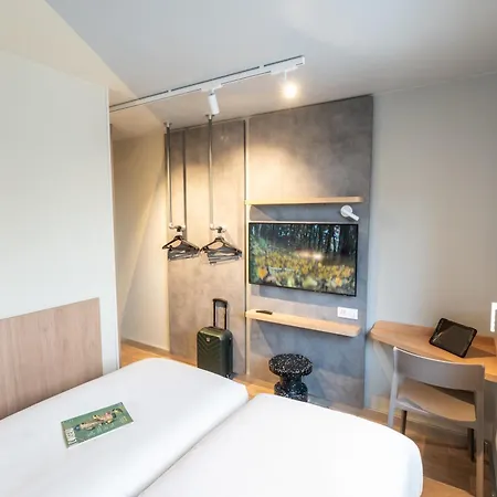 Hotel Ibis Budget Rennes Cesson Esterno foto